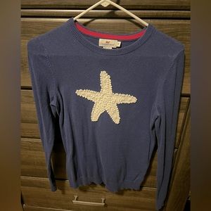 Woman’s Vineyard Vines sweater size extra-small